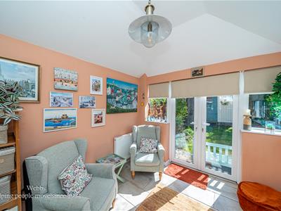 Picture 10